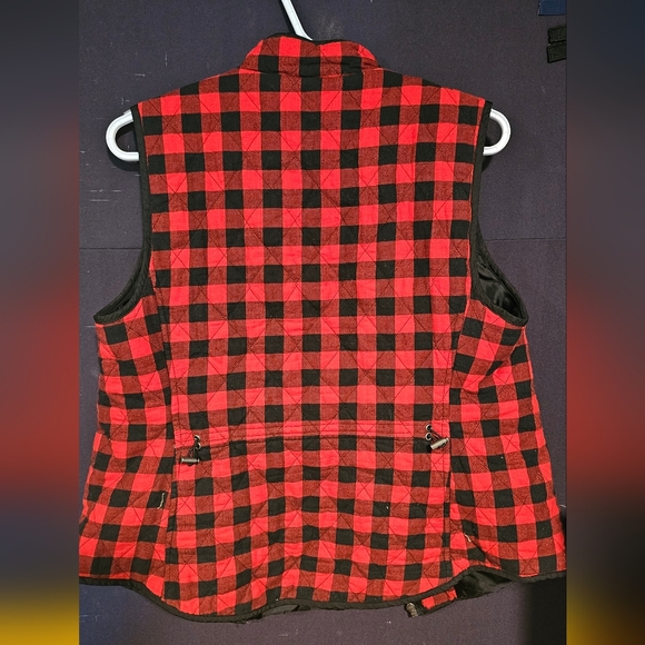 Buffalo Plaid Vest by Croft & Barrow - Picture 2 of 3